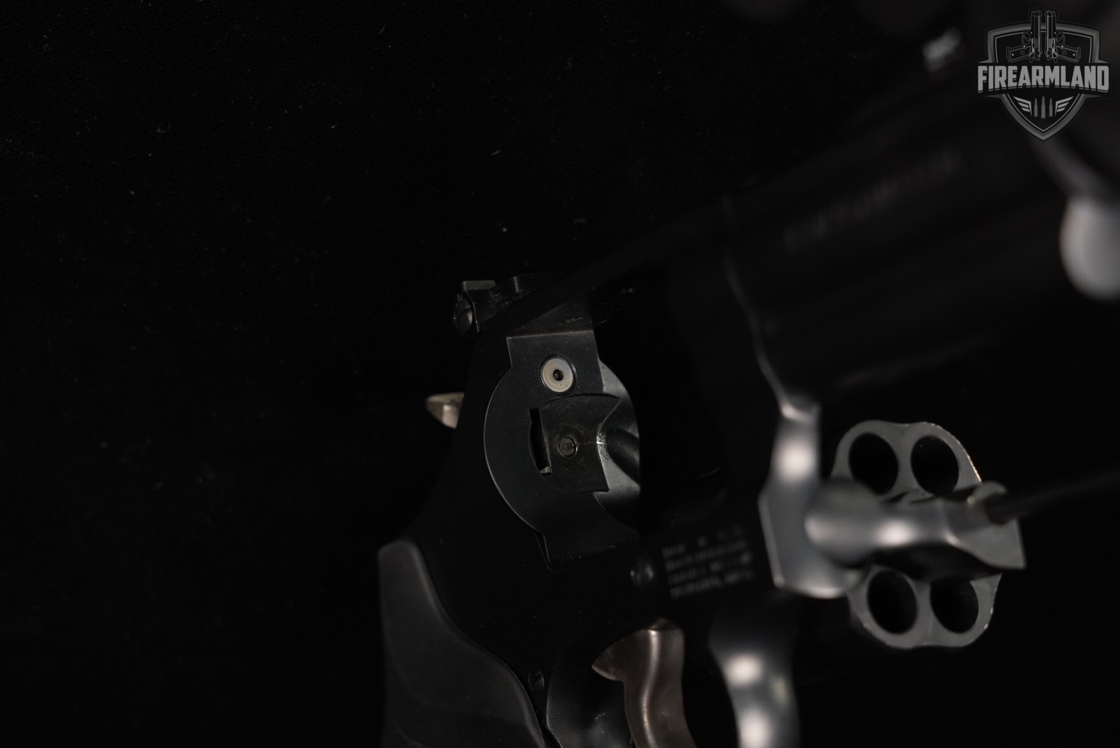 Smith & Wesson Model 19-9 Performance Center Carry Comp S&W 357 Magnum 3"-img-12
