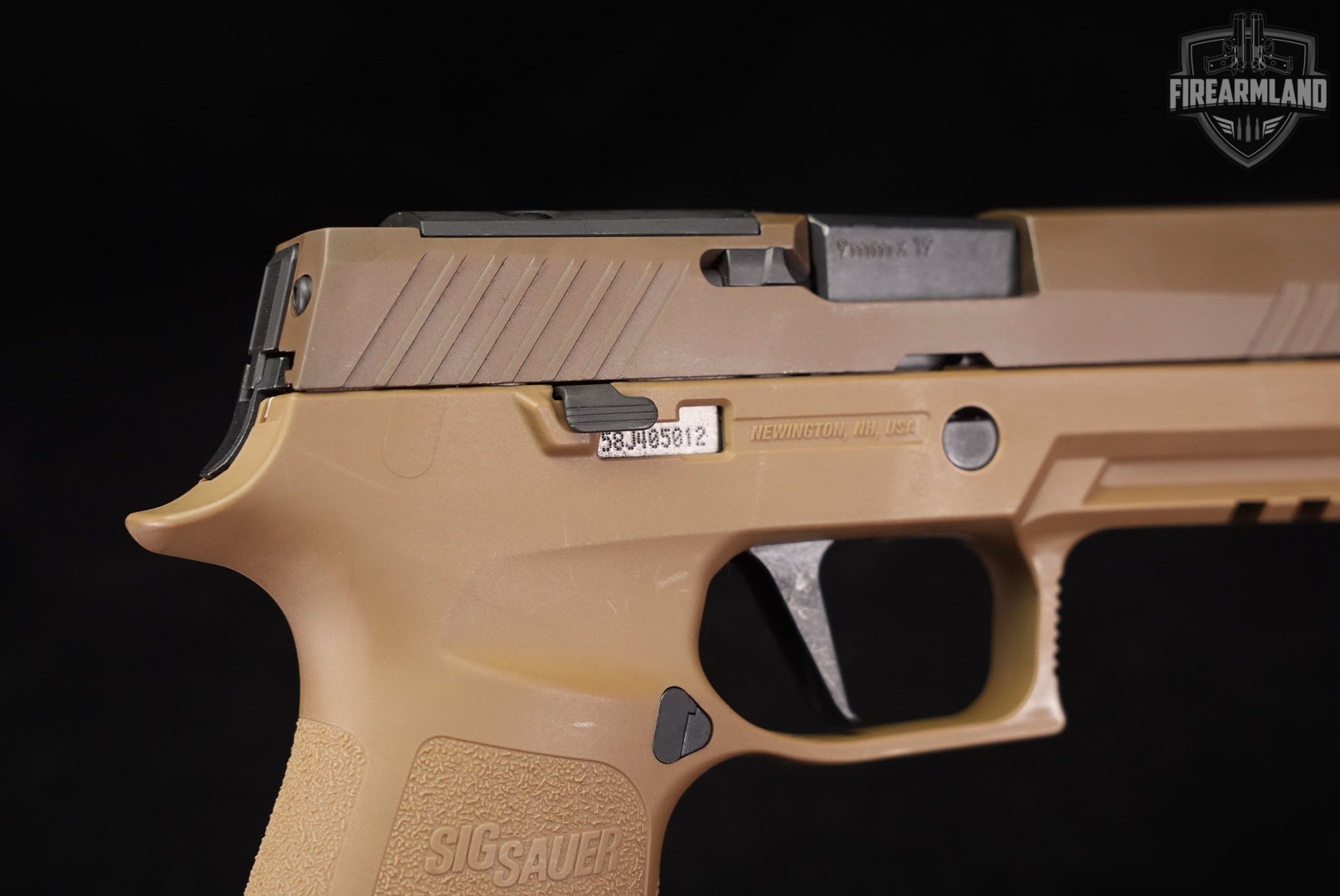 Sig Sauer P320-M17 9mm Optics-Ready Coyote P-320 M-17 +3 MAGS, ORIG CASE-img-10