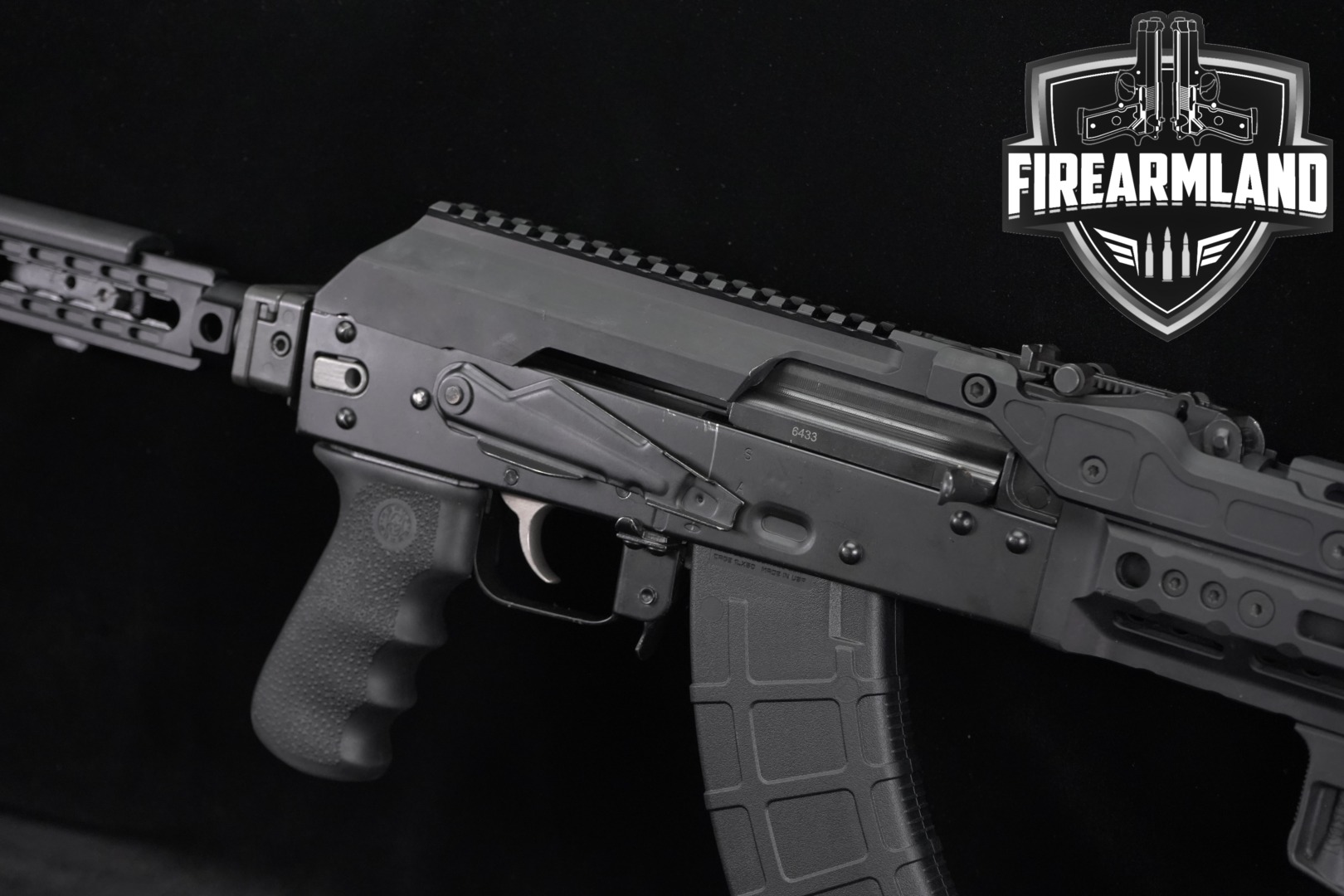 Palmetto State Armory (PSA) AK-103 Side-Folding 7.62x39 Black in Very Good Condition Thumbnail