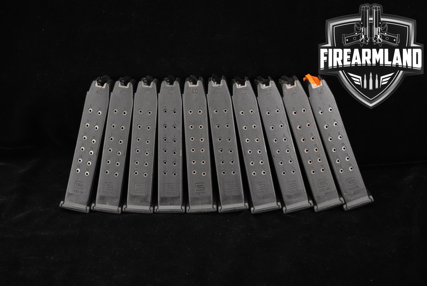 Glock TEN (10) Glock 22 (G22) .40S&W 15-Round Magazines .40 S&W in Very Good Condition Thumbnail
