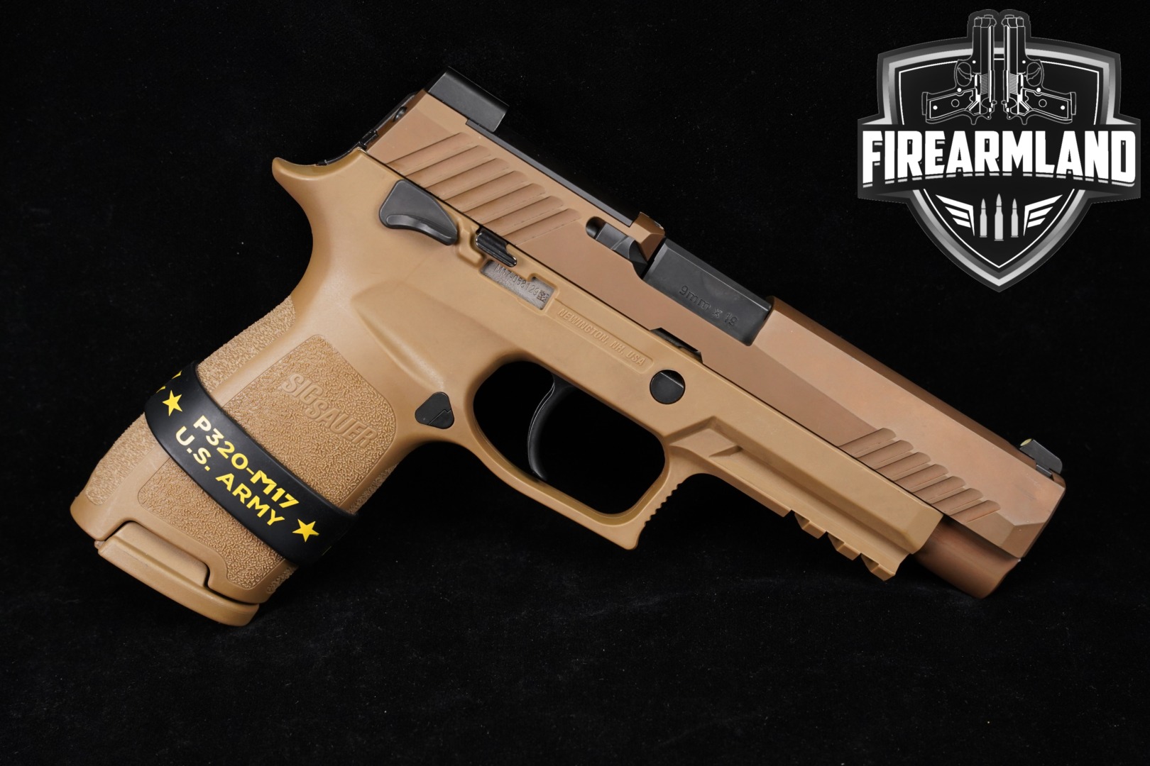 Sig Sauer P320 M17 9mm Luger Coyote in Excellent Condition Thumbnail