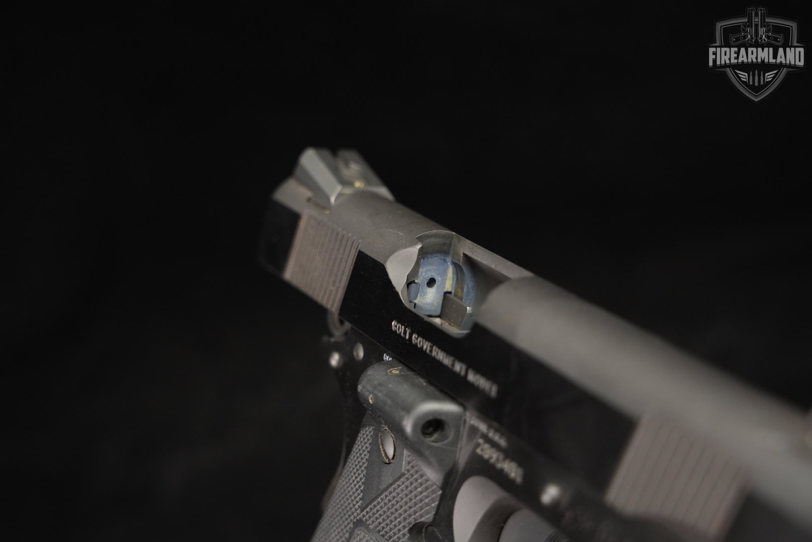 Colt Government Model 45 ACP 1911 5" Blued CT LASERGRIPS-img-11