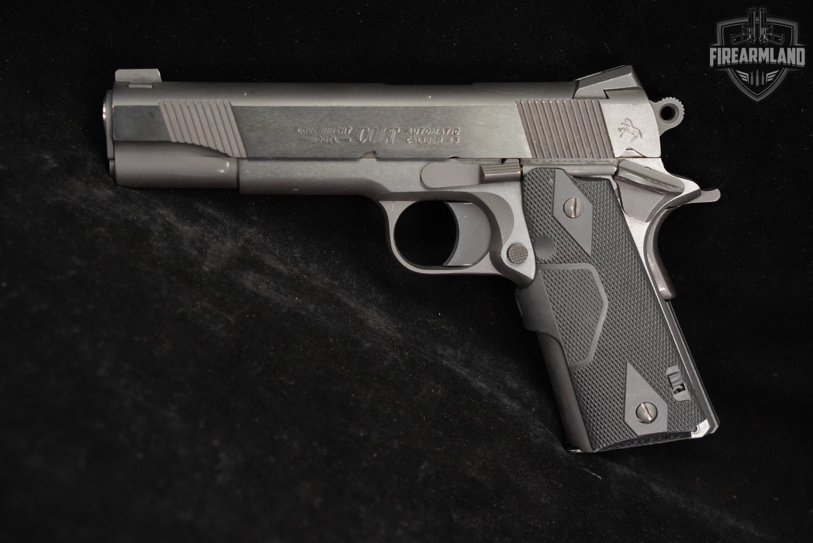 Colt Government Model 45 ACP 1911 5" Blued CT LASERGRIPS-img-2