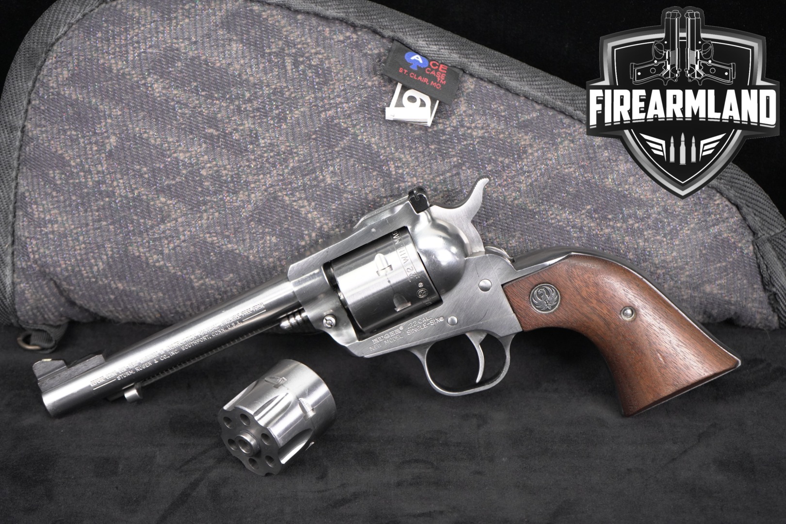 Sturm Ruger New Model Single-Six Convertible .22 LR / .22 WMR Satin Stainless in Good Condition Thumbnail