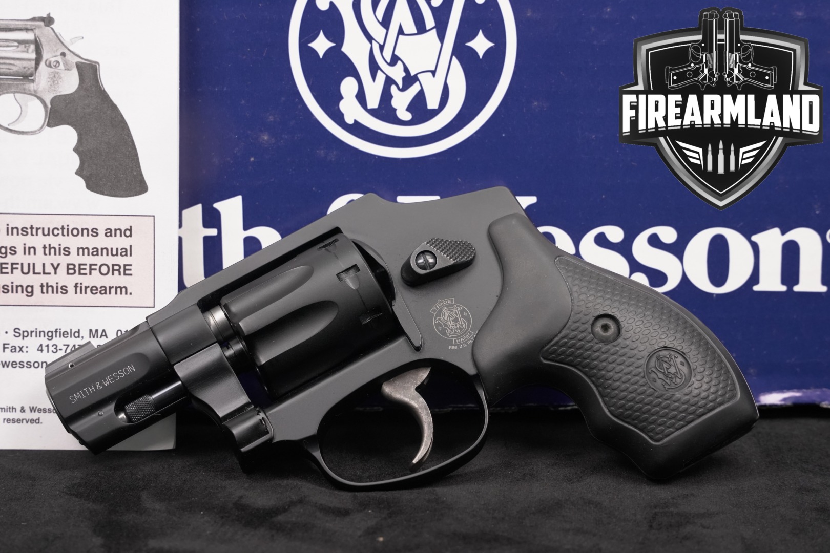 Smith & Wesson (S&W) Model 43C AirLite .22 LR Black in Very Good Condition Thumbnail