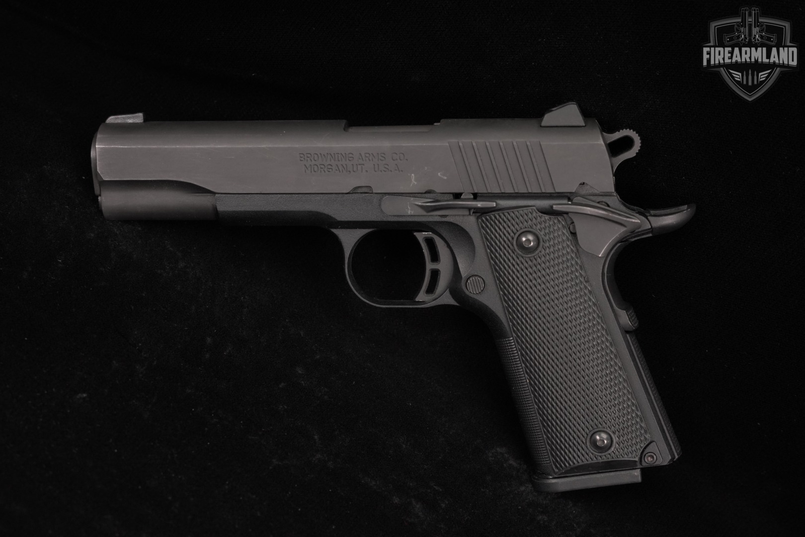 Browning 1911-380 Black Label 380ACP 4.25" +3 MAGS, ORIG CASE, HOLSTER-img-3