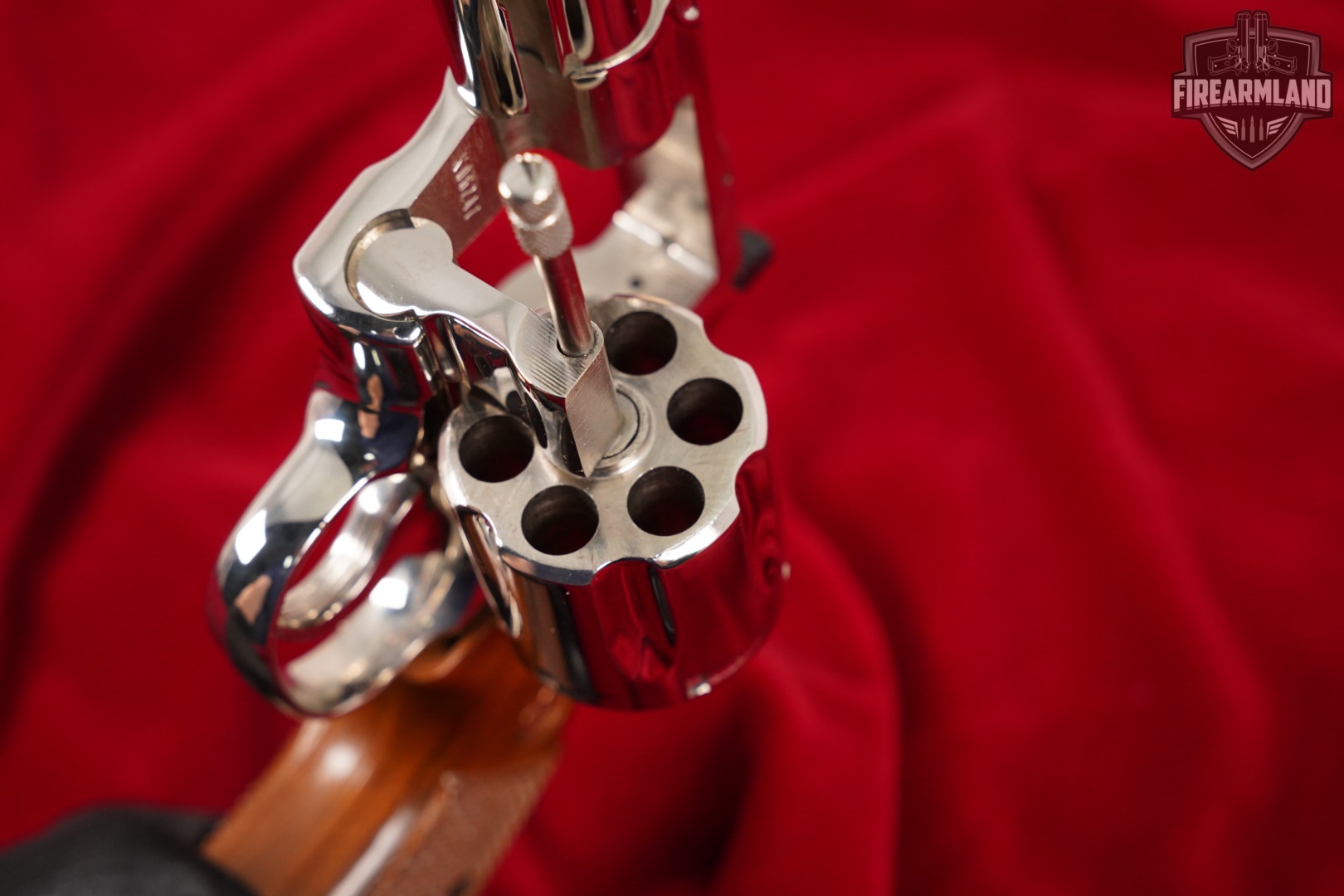 DESIRED 1980 Colt Python Target 38 Special 8" Bright Nickel Snake Gun DA/SA-img-12