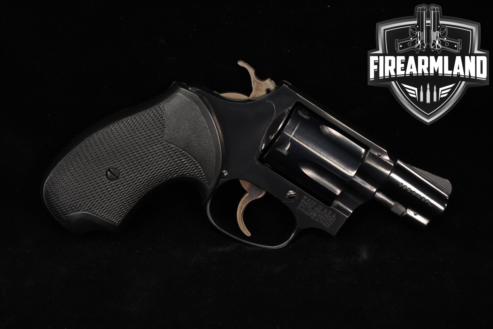 1966 Smith & Wesson (S&W) Model 36 No Dash .38 Spl. Blued in Very Good Condition Thumbnail