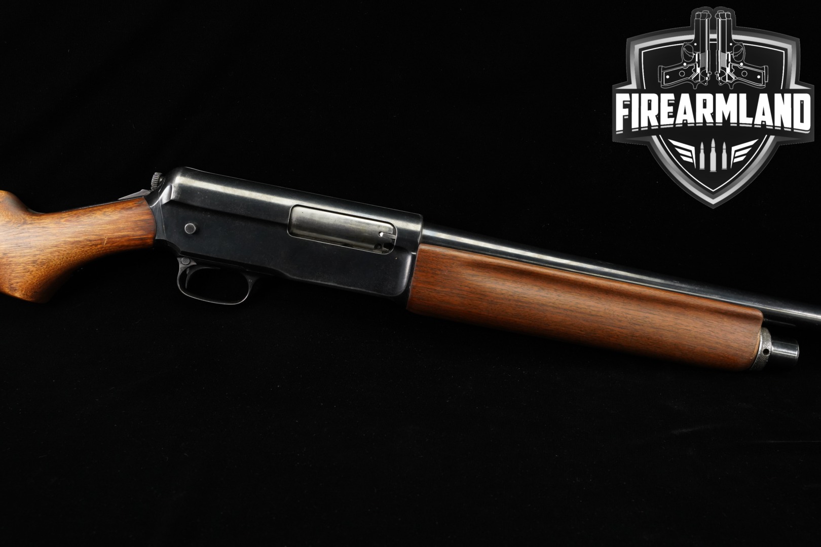 Winchester Repeating Arms Model 1911 S.L. 12 Gauge Blued & Wood in Poor Condition Thumbnail