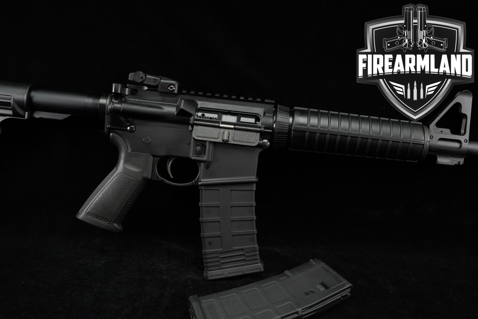2017 Sturm Ruger AR-556 5.56mm NATO Black in Excellent Condition Thumbnail