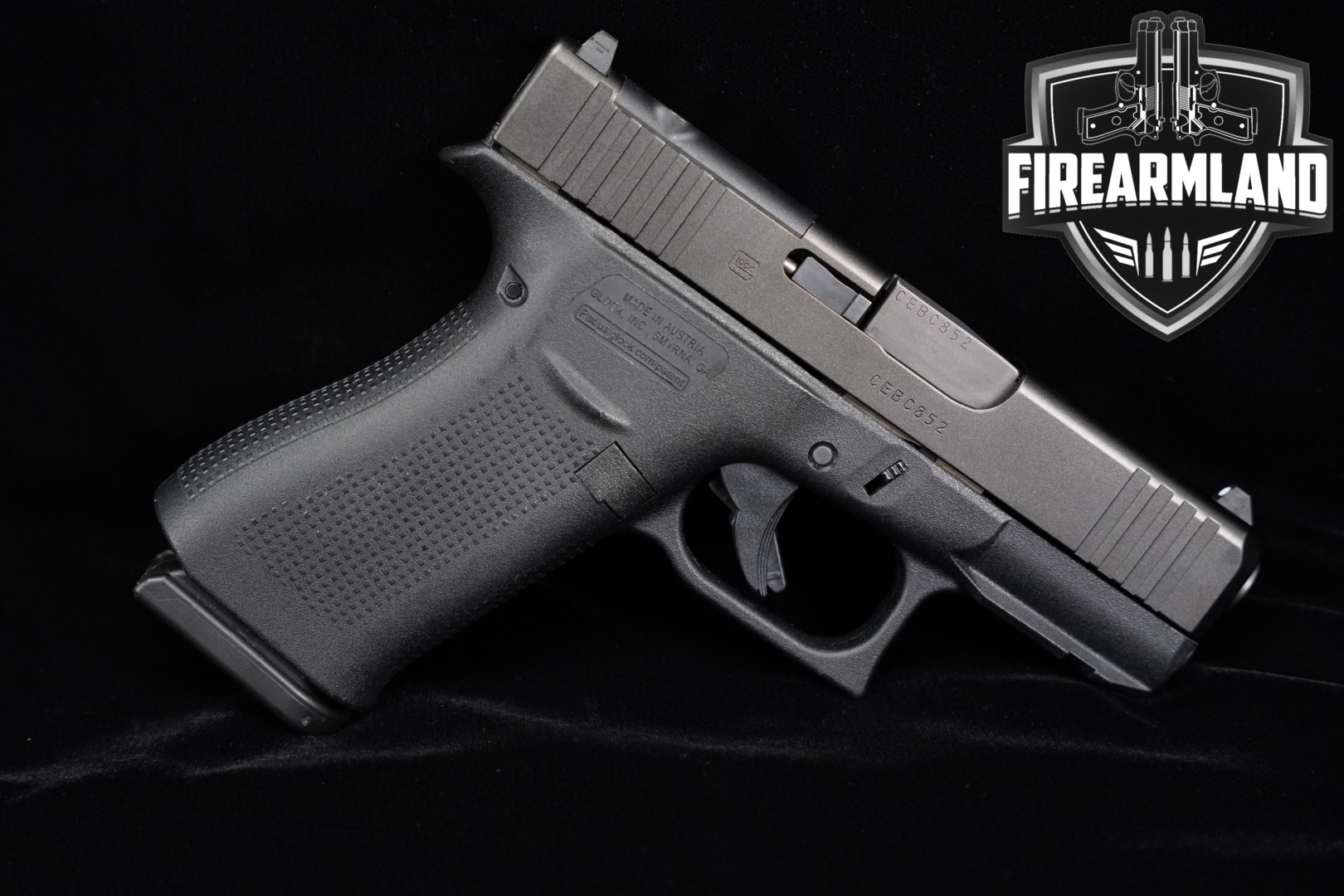 Glock G43X MOS 9mm Luger Black in Very Good Condition Thumbnail