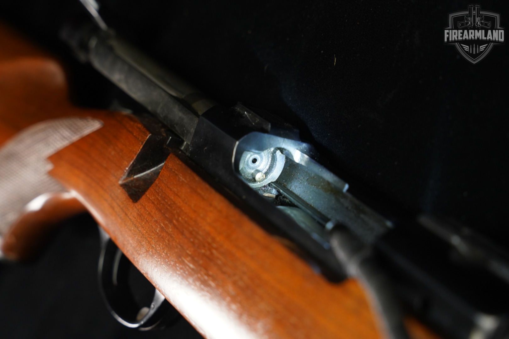 Ruger M77V Varmint; Tang Safety 220 Swift 26" Blued & Walnut M77-V M-77-img-20
