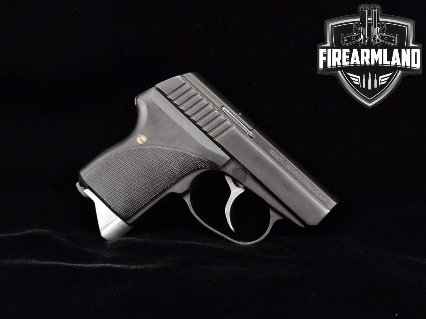 L.W. Seecamp (LW Seecamp) LWS-32 .32 ACP Stainless in Excellent Condition Thumbnail