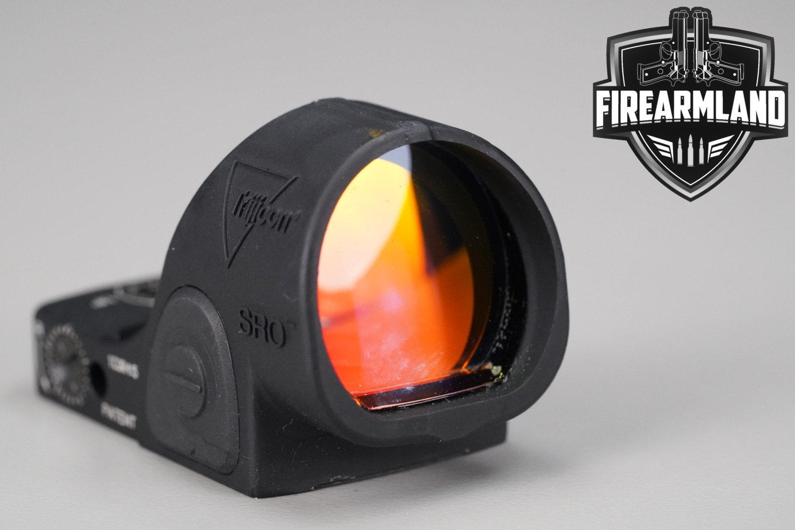 Trijicon SRO 5 MOA Red Dot in Excellent Condition Thumbnail