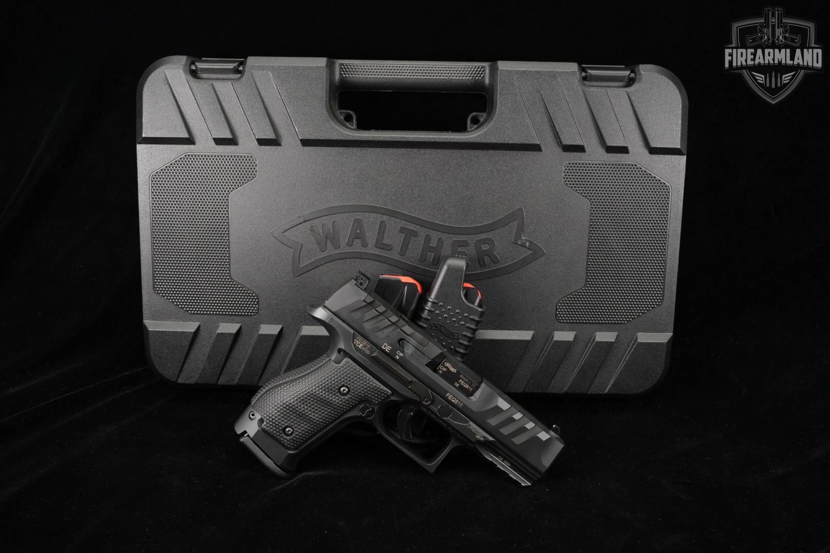 Walther PDP Compact Steel Frame 9mm Optics-Ready +3 MAGS & ORIG CASE-img-2