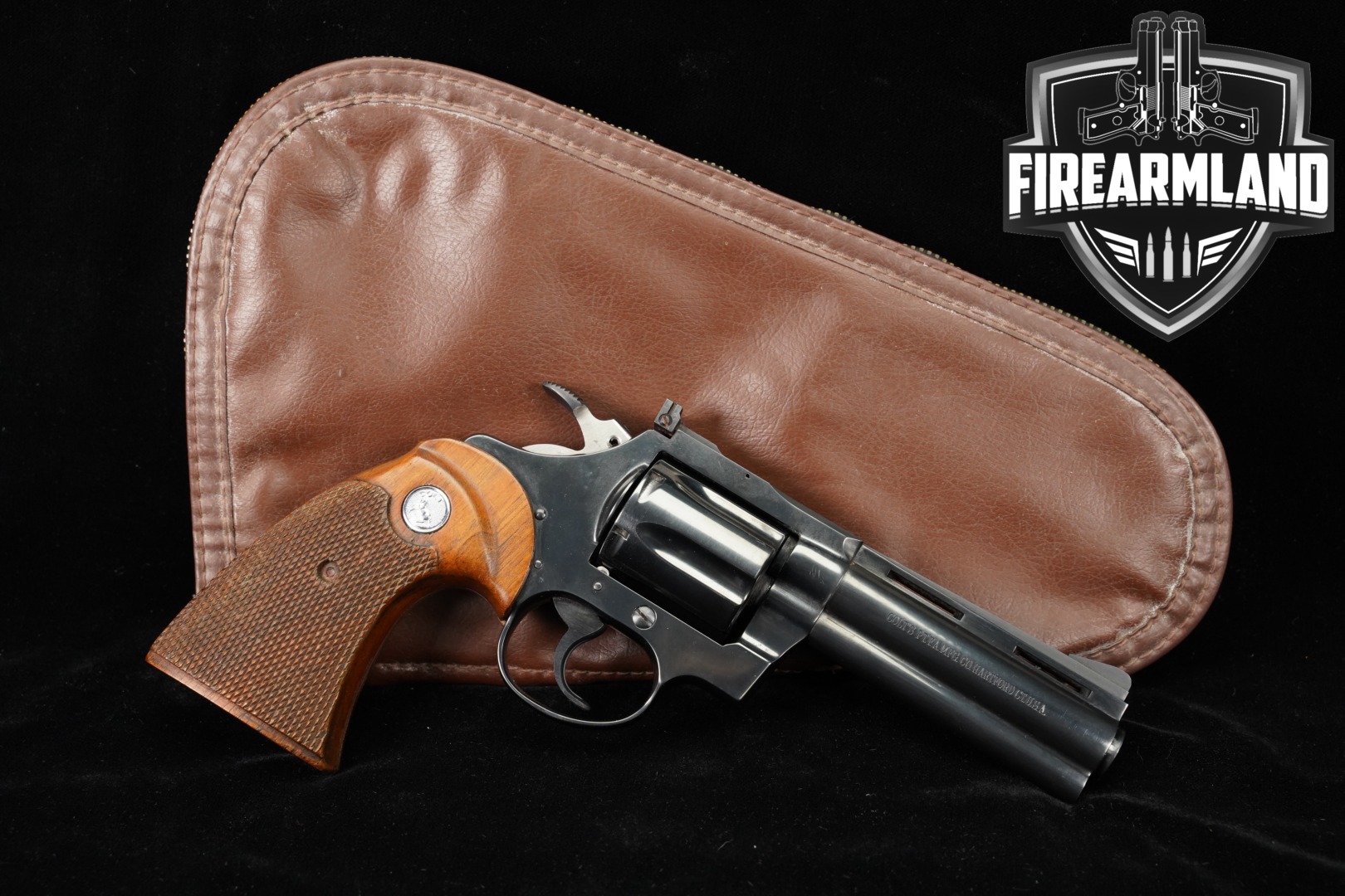 1967 Colt Diamondback 38 Special 4" Blued VENT-RIB-img-0