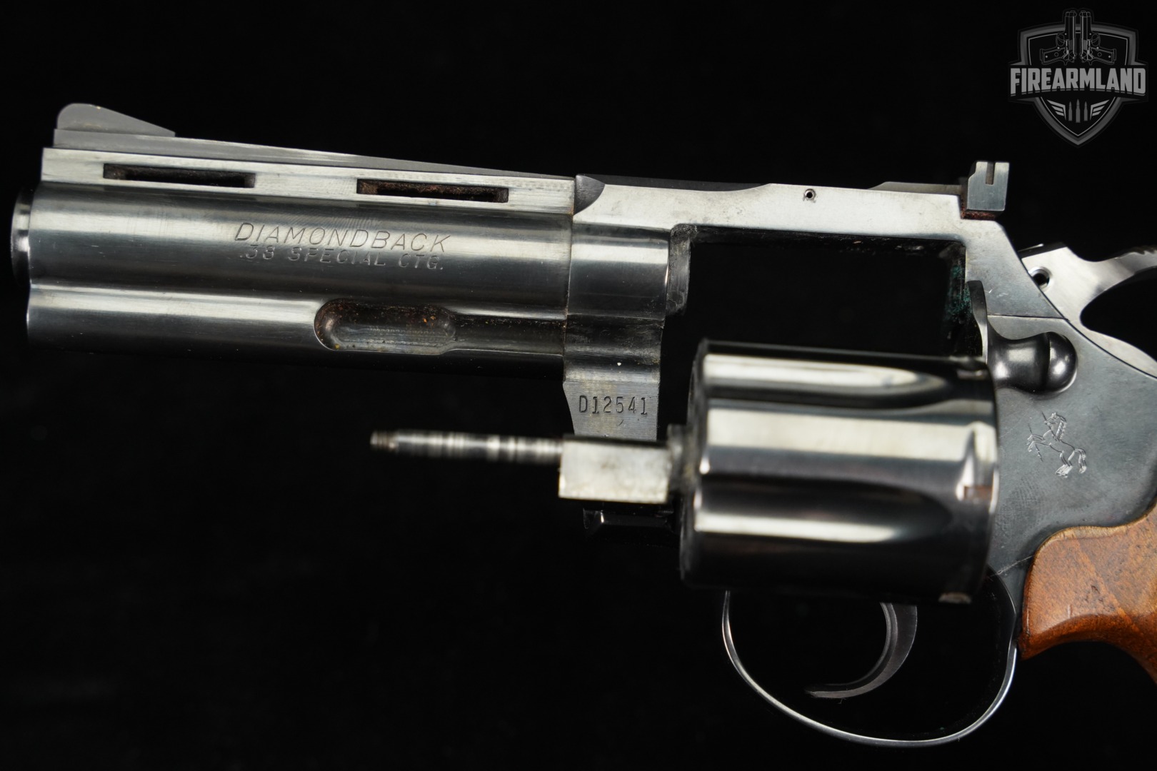 1967 Colt Diamondback 38 Special 4" Blued VENT-RIB-img-10