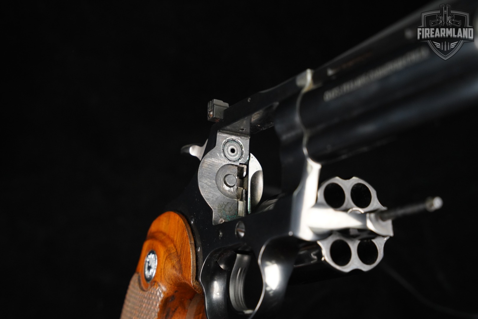 1967 Colt Diamondback 38 Special 4" Blued VENT-RIB-img-13