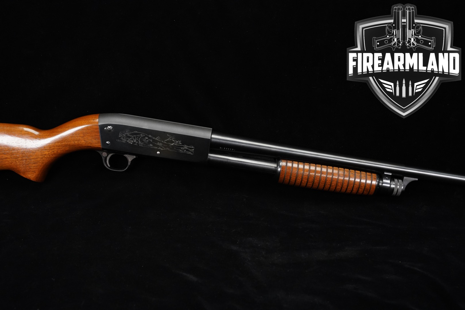 1958 Ithaca Model 37 Featherlight 16 Gauge Blued & Walnut in Excellent Condition Thumbnail
