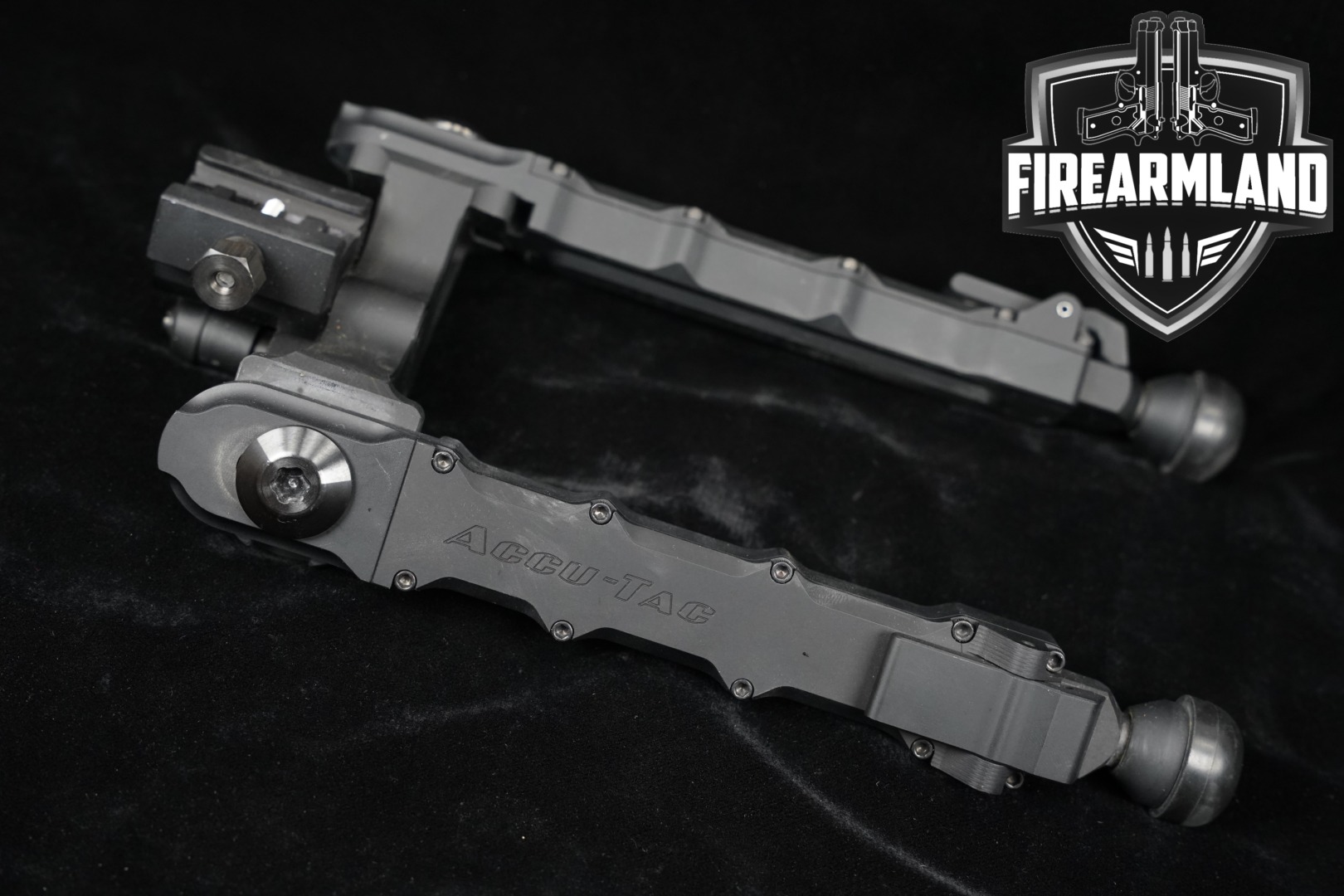 ACCU-TAC HD-50 Bipod Picatinny Rail Compatible in Very Good Condition Thumbnail