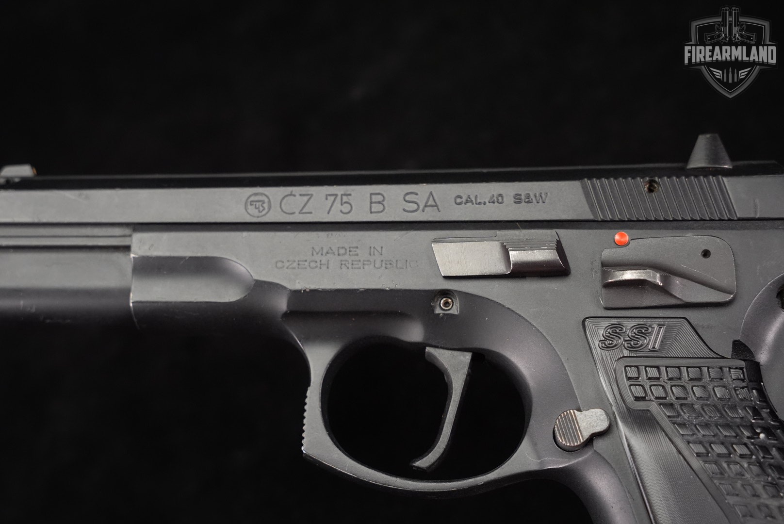 CZ 75 B SA 40 S&W 4.7 Blued CZ75-img-14