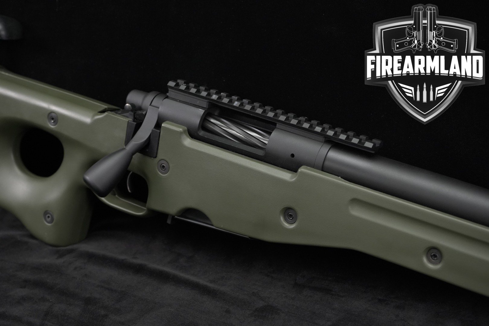 https://cash-for-arms-pictures.s3.amazonaws.com/recbaErRHH73iePLH/1.jpg