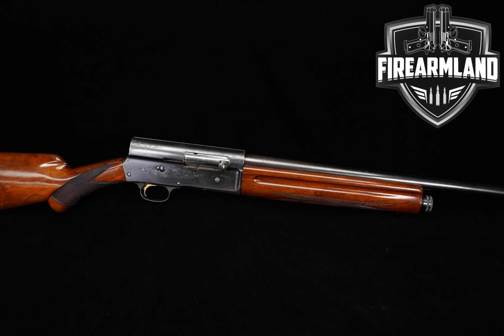 1955 Browning Auto-5 Light Twelve 12 Gauge Blued & Walnut in Good Condition Thumbnail