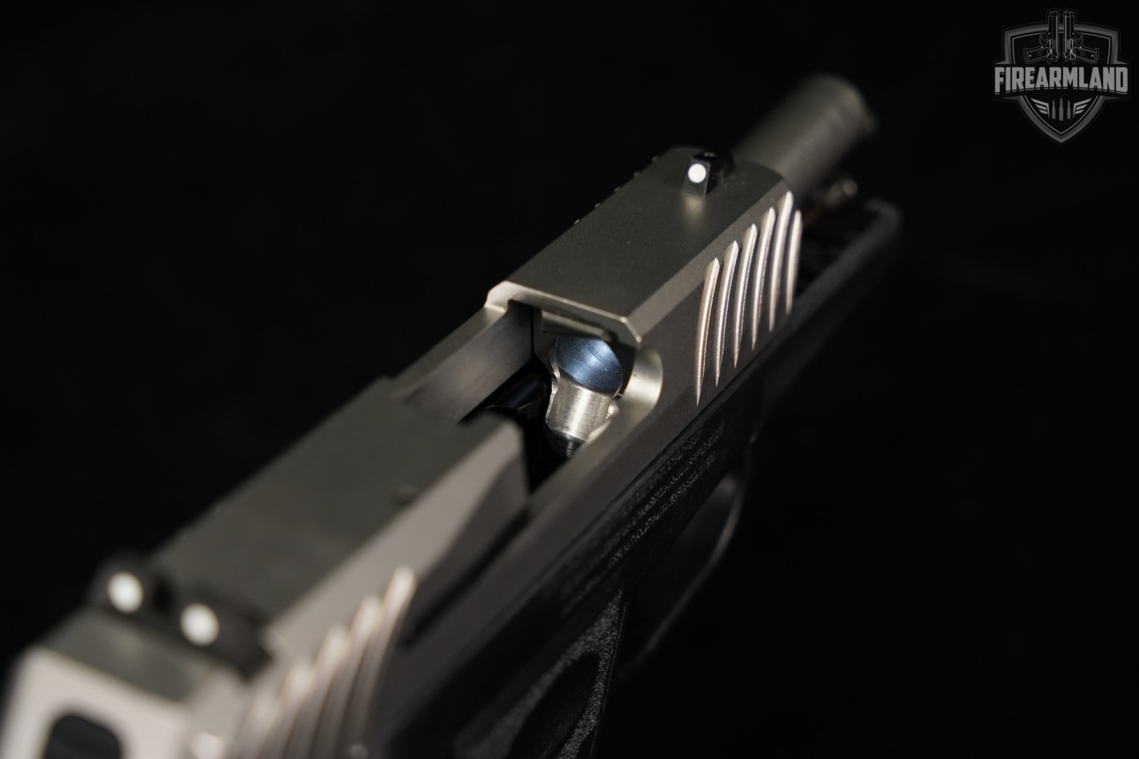 SCCY Industries DVG-1 9mm 3.1" Two-Tone Stainless DVG1 +4 MAGS-img-11