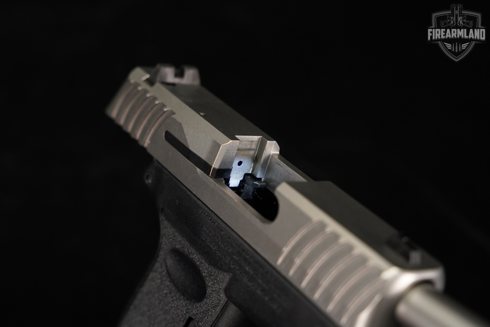 SCCY Industries DVG-1 9mm 3.1" Two-Tone Stainless DVG1 +4 MAGS-img-12
