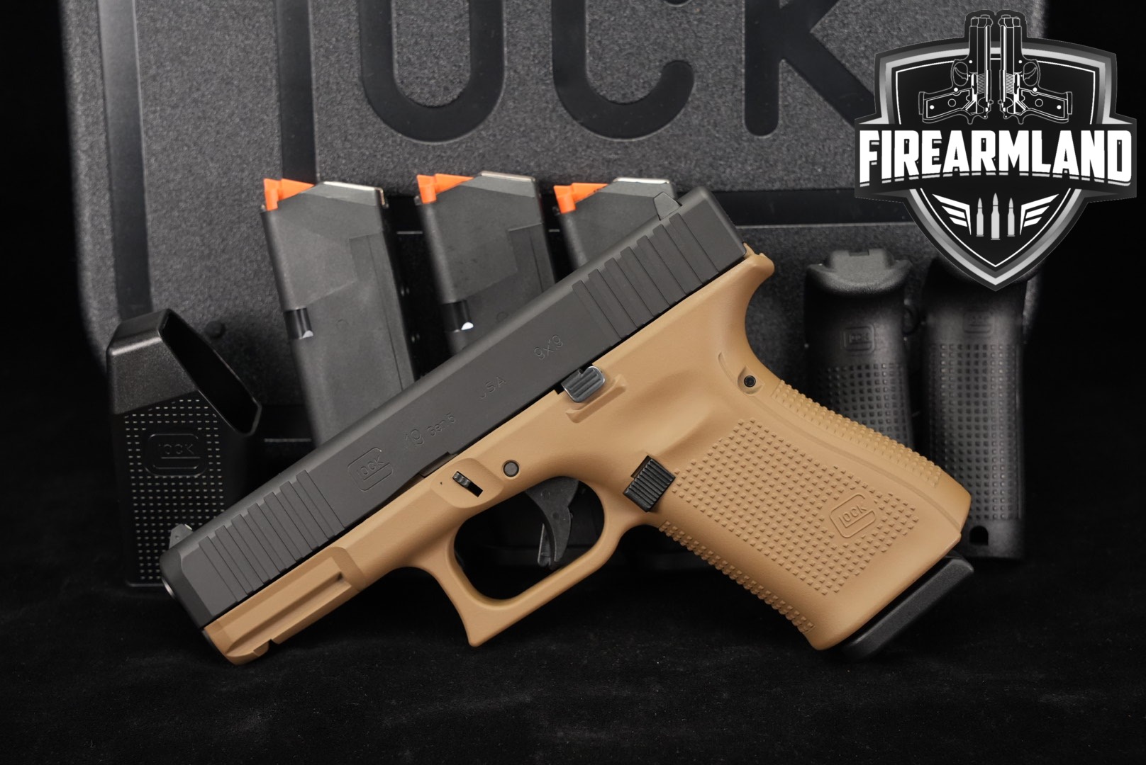 Glock G19 Gen5, Front Serrations 9mm Luger Two-Tone Black & Tan in Excellent Condition Thumbnail