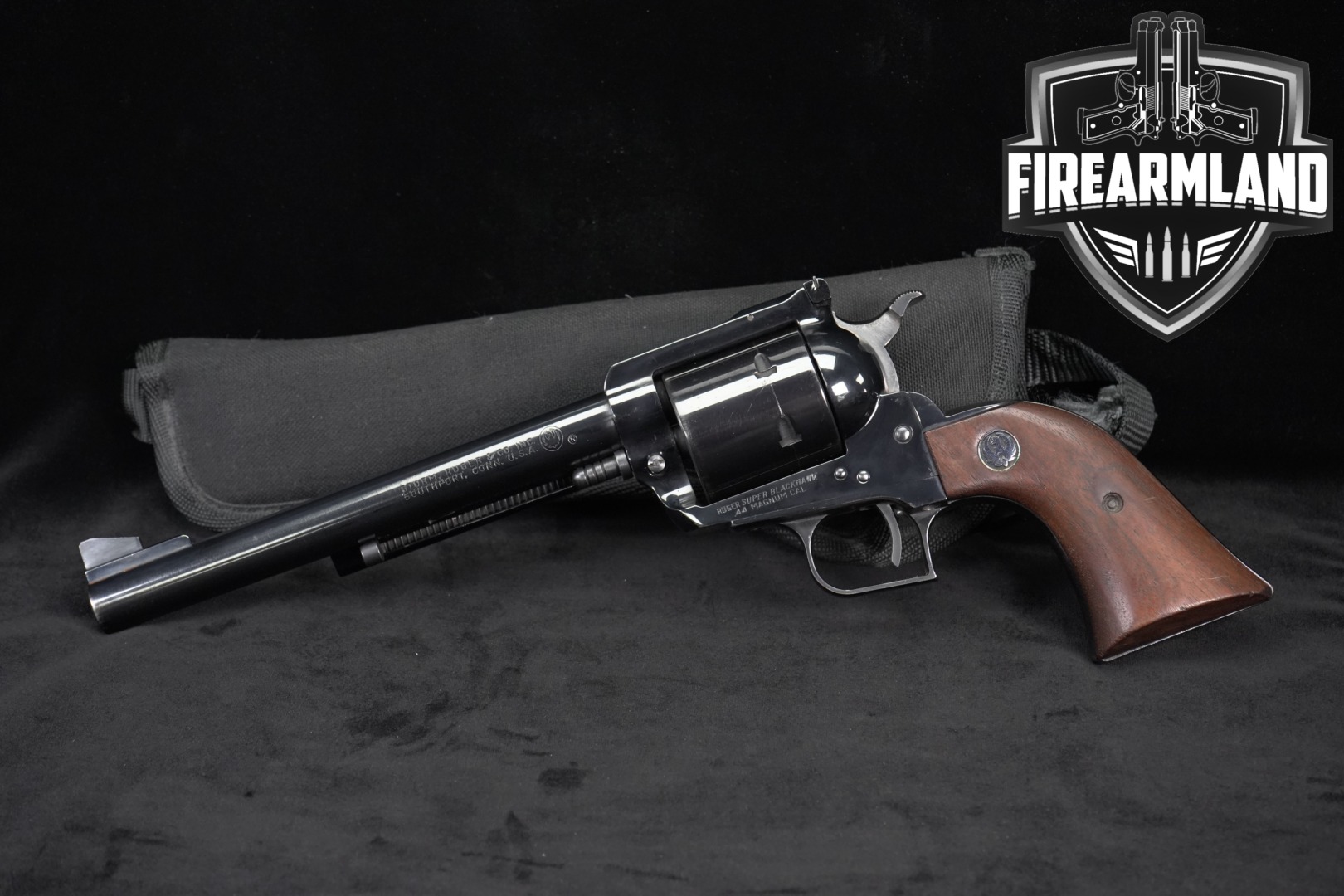 1972 Sturm Ruger Super Blackhawk Old Model, Three-Screw .44 Rem Magnum High Polish Blued in Good Condition Thumbnail