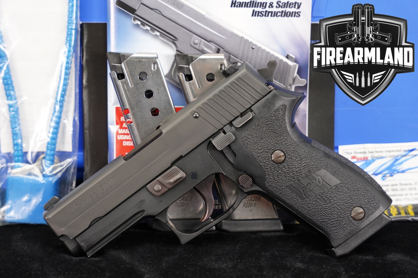 2008 Sig Sauer P220 Carry R3 .45 ACP Black in Very Good Condition Thumbnail
