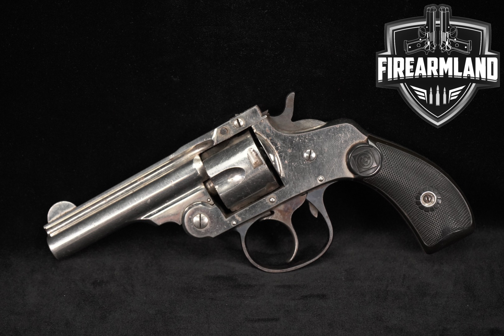 Harrington & Richardson (H&R) Premier First Model .32 S&W Nickel in Poor Condition Thumbnail
