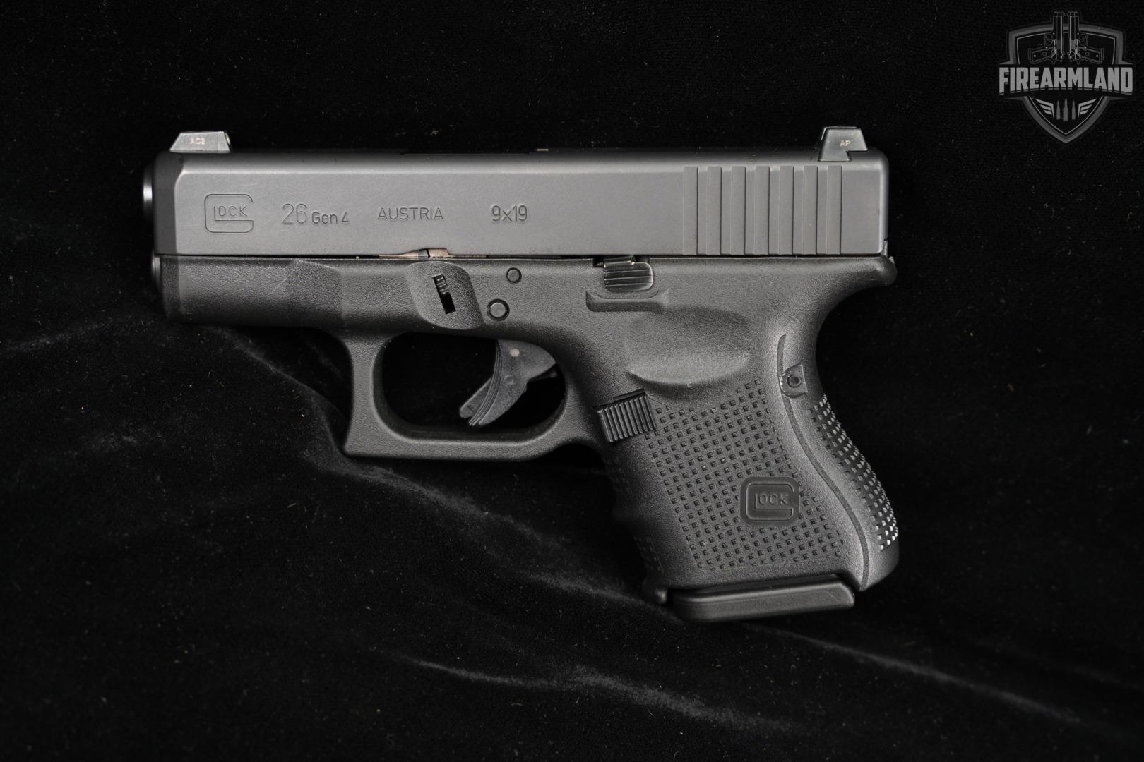 Glock 26 Gen4 G26 Gen 4 9mm 3.43" +2 MAGS & ORIG CASE-img-5