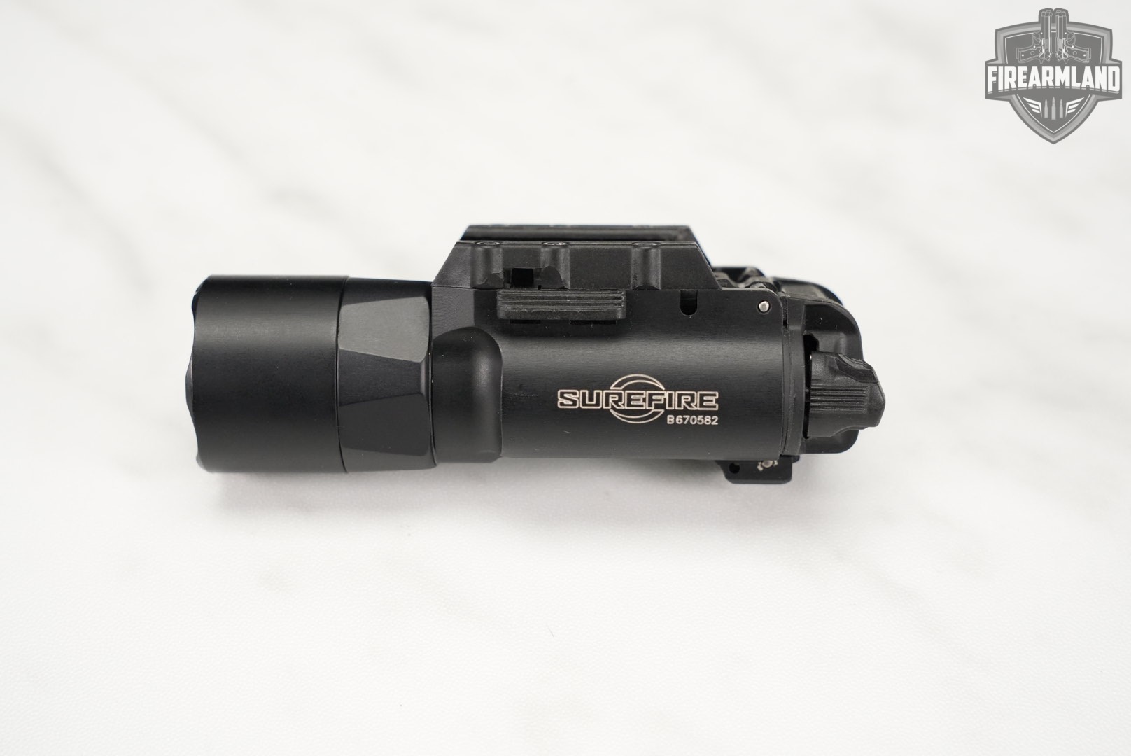 SureFire X300 Ultra X300U-A 1000 Lumens & 11,300 Candela Weapon Light X-300-img-4
