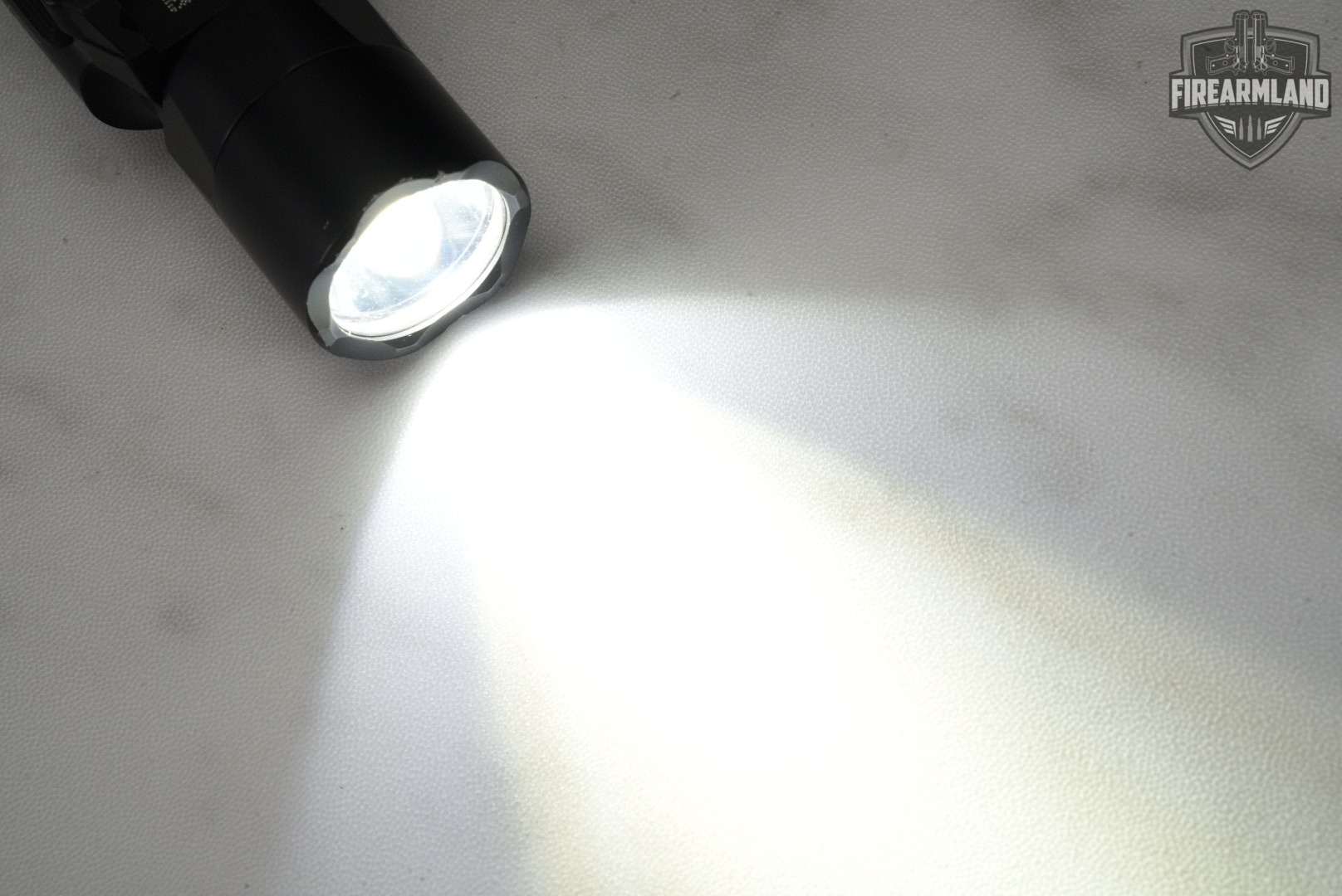 SureFire X300 Ultra X300U-A 1000 Lumens & 11,300 Candela Weapon Light X-300-img-6