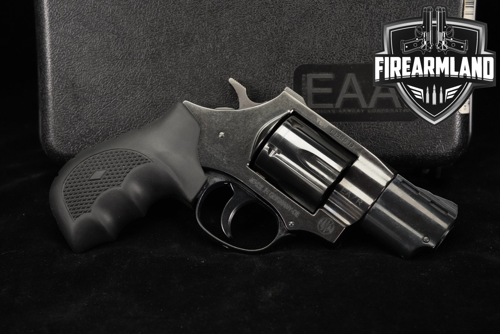 https://cash-for-arms-pictures.s3.amazonaws.com/recd6bNaBc9W19jgl/1.jpg