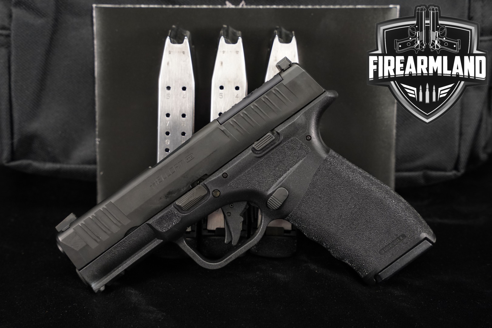 Springfield Armory Hellcat Pro OSP, Gear Pac 9mm Luger Black in Very Good Condition Thumbnail
