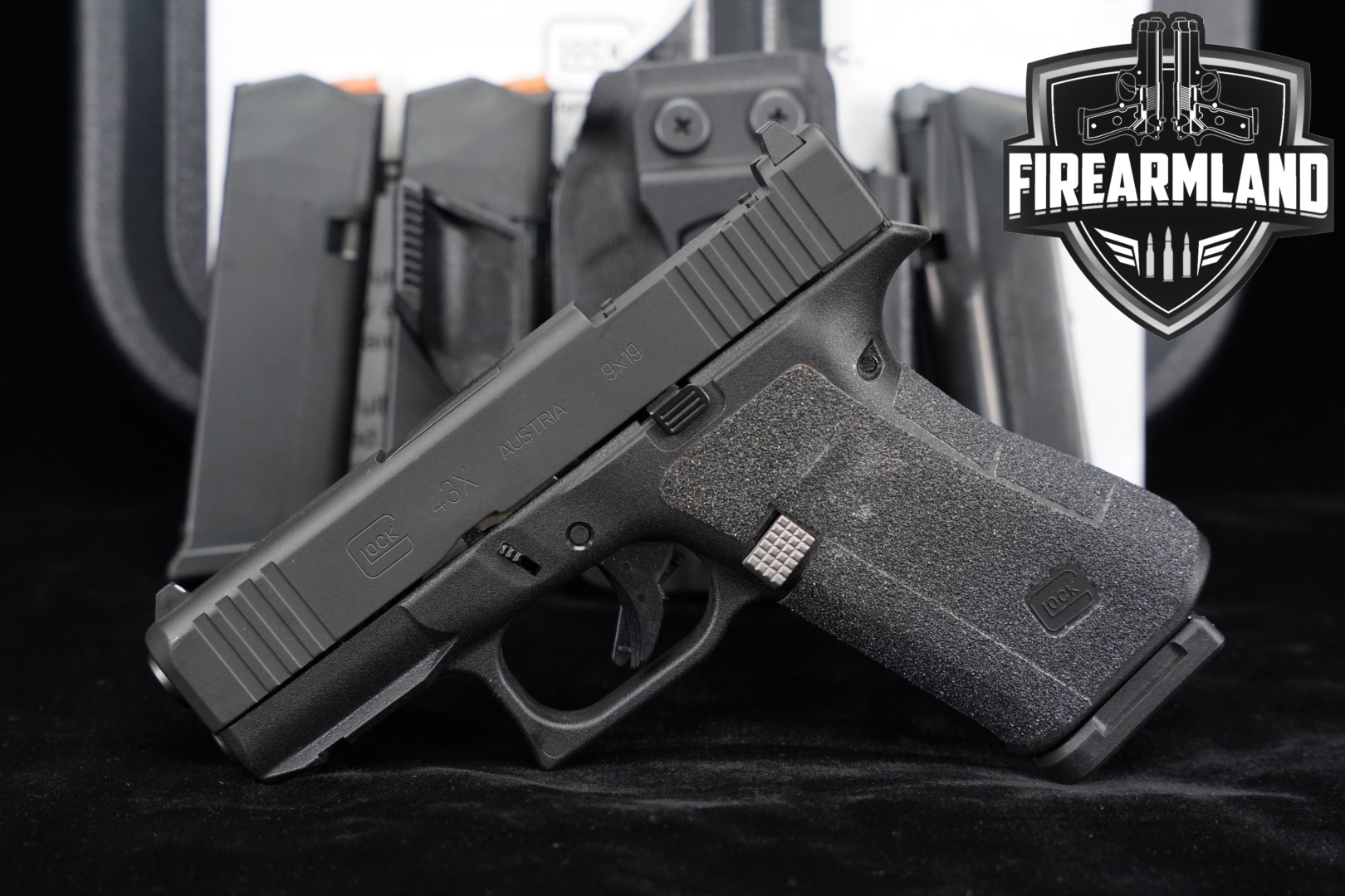 Glock G43X MOS 9mm Luger Black in Very Good Condition Thumbnail