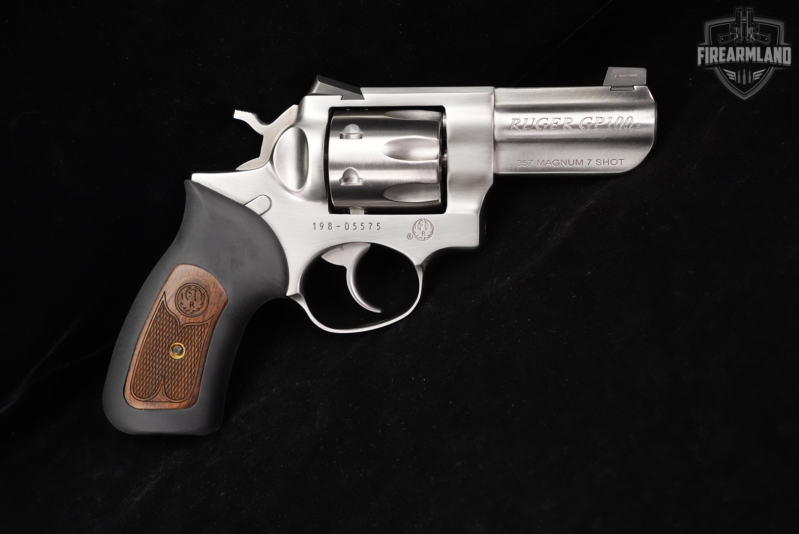 COLLECTOR Ruger GP100 357 Magnum 3" Satin Stainless GP-100 +ORIG CASE-img-3
