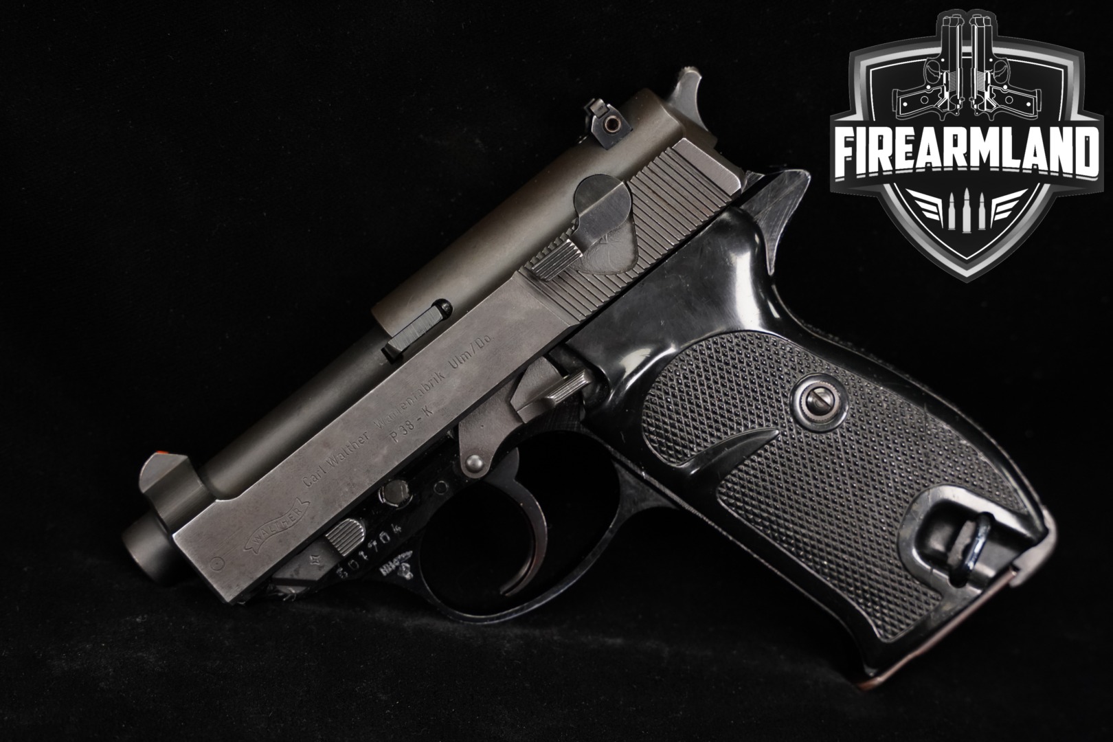 1977 Walther P38-K 9mm Luger Two-Tone Black in Very Good Condition Thumbnail