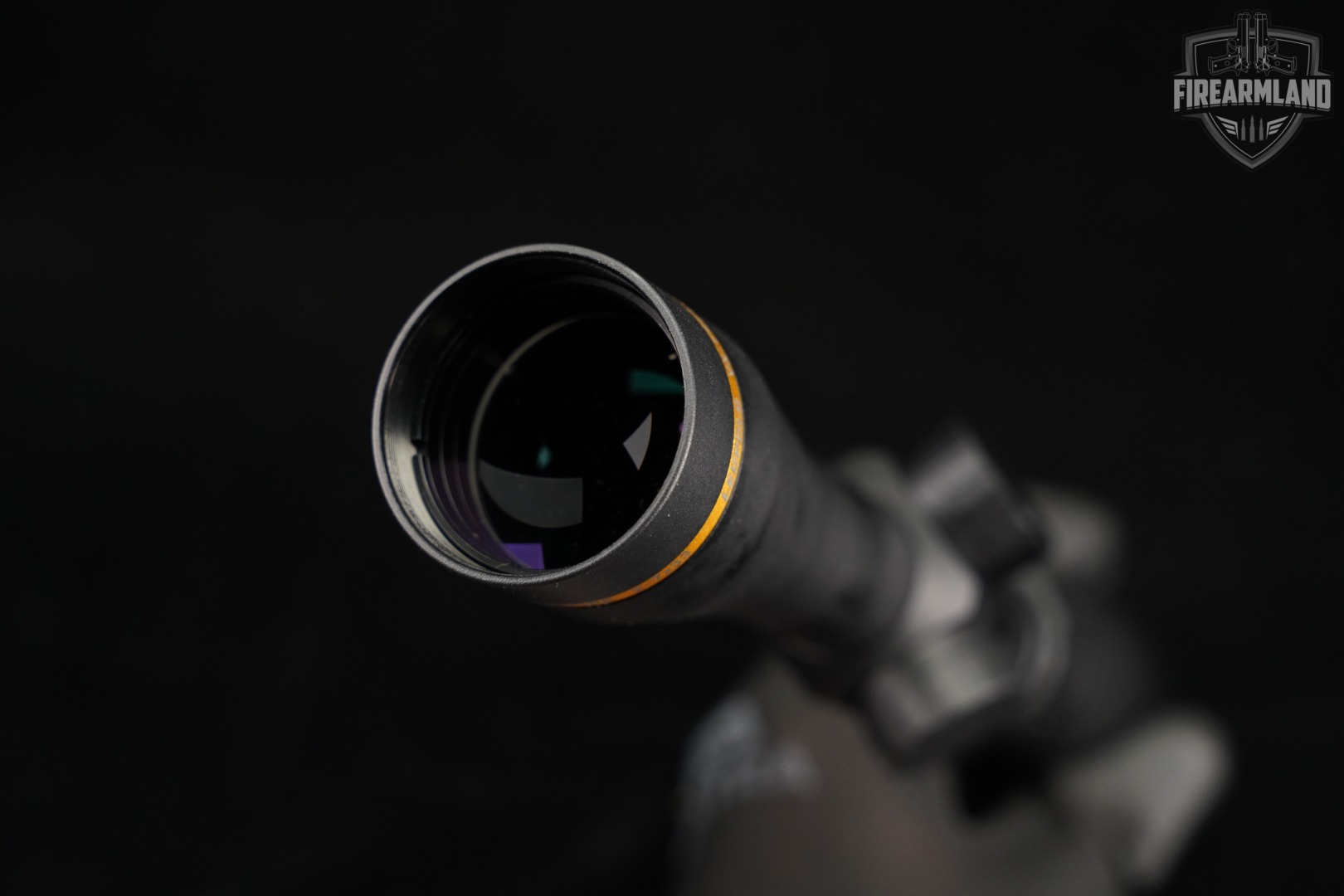 Leupold VX-Freedom Rimfire 2-7x33 SFP MOA Reticle Scope-img-7