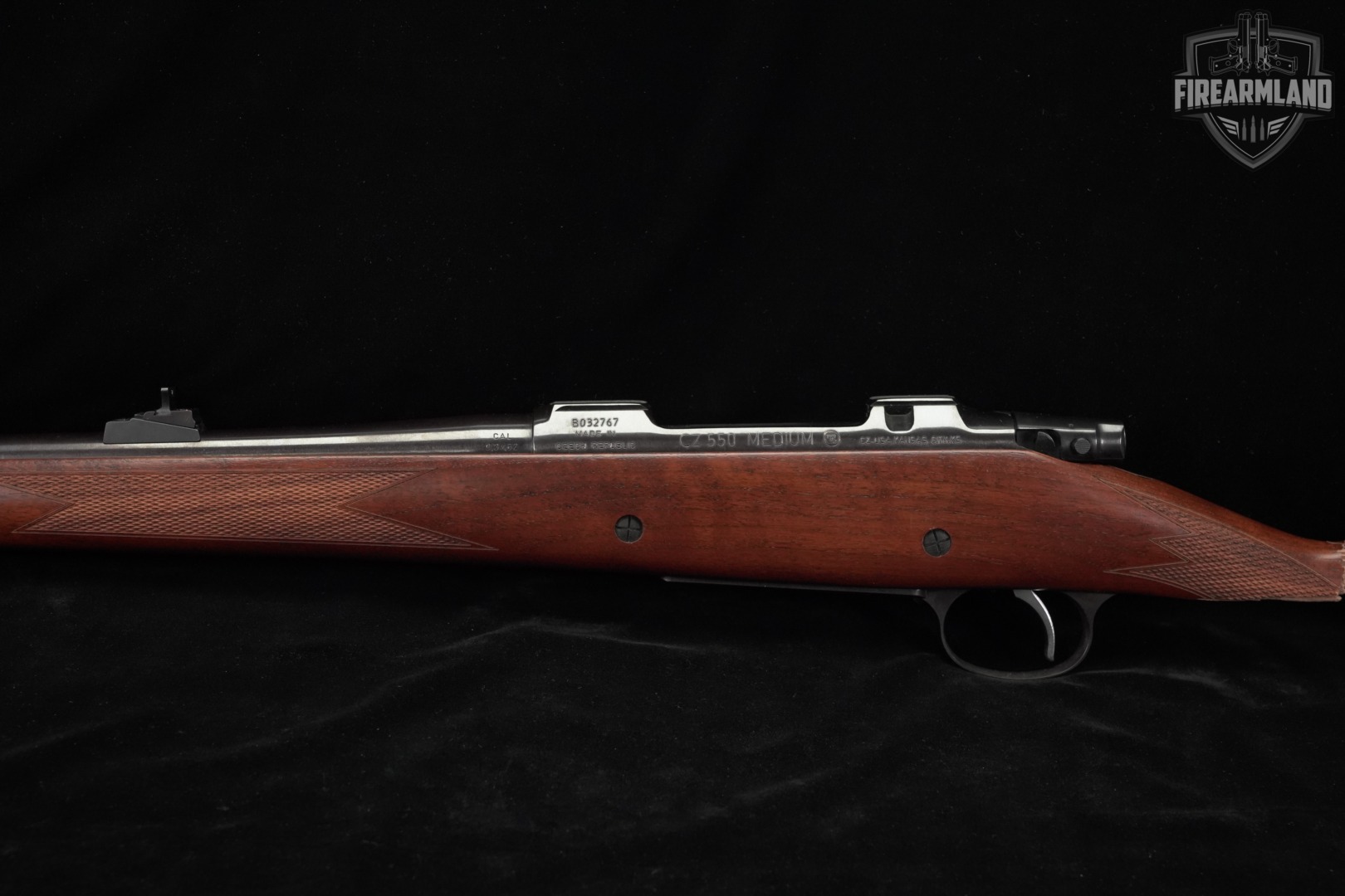 Used CZ 550 Medium Lux Auction | FirearmLand