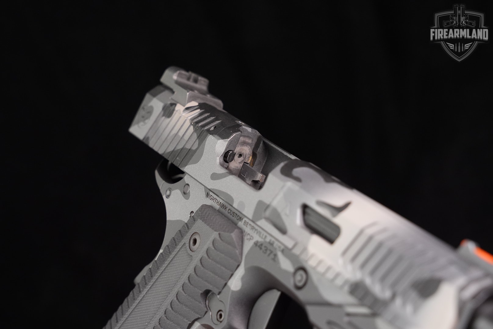 LIKE-NEW NIGHTHAWK Custom Agent 2 IOS 10mm 1911 Grey/Black Camo +TWO MAGS-img-15