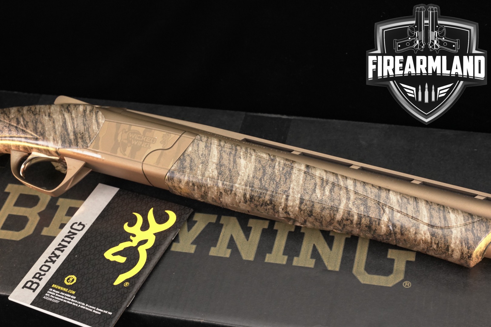 2024 Browning Cynergy Wicked Wing, Mossy Oak Bottomland 12 Gauge Burnt Bronze & Mossy Oak Bottomland in Very Good Condition Thumbnail