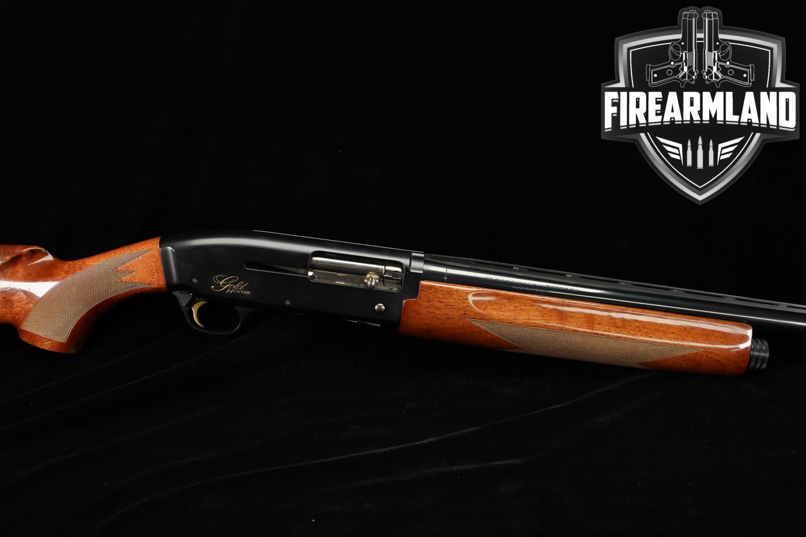 Browning Gold Hunter 12 Gauge Blued & Walnut in Good Condition Thumbnail