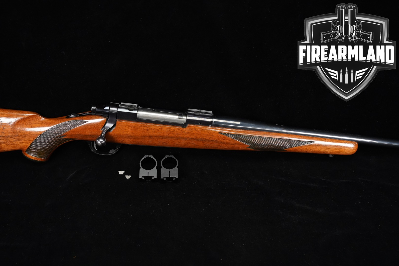 1989 Sturm Ruger M77 Tang Safety 7mm Rem. Mag. Blued & Walnut in Good Condition Thumbnail