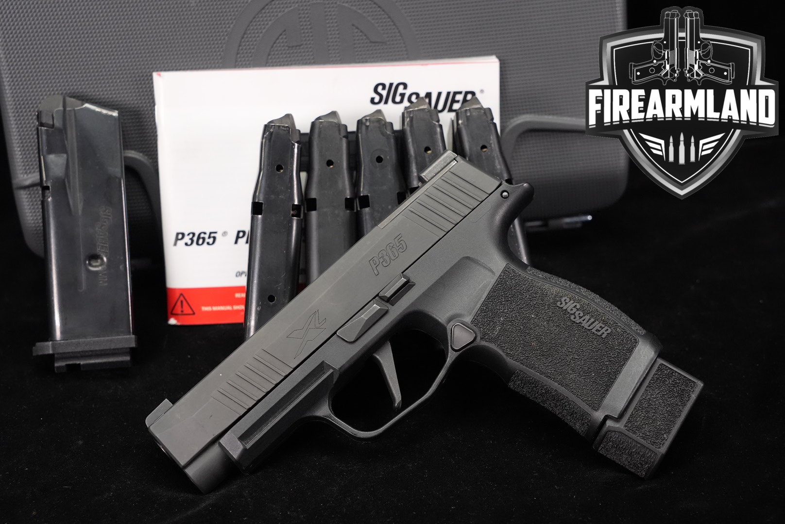 Sig Sauer P365XL 9mm 3.7" P-365 P365-XL +7 MAGS & ORIG CASE-img-0