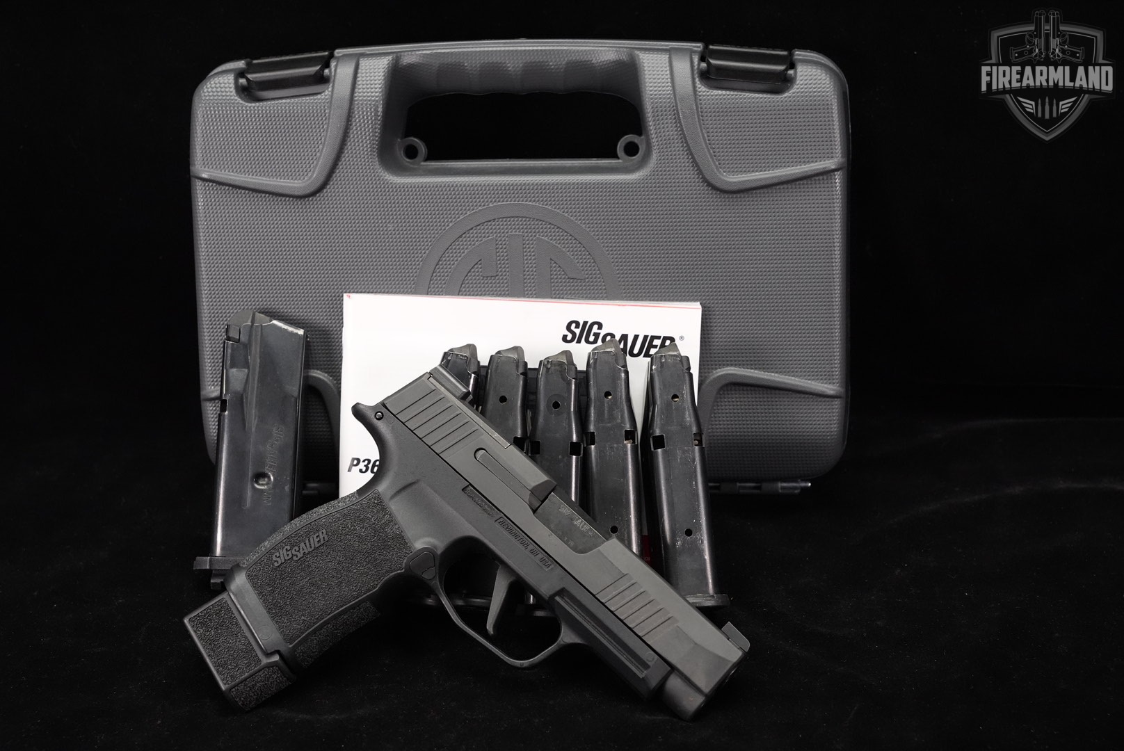 Sig Sauer P365XL 9mm 3.7" P-365 P365-XL +7 MAGS & ORIG CASE-img-2