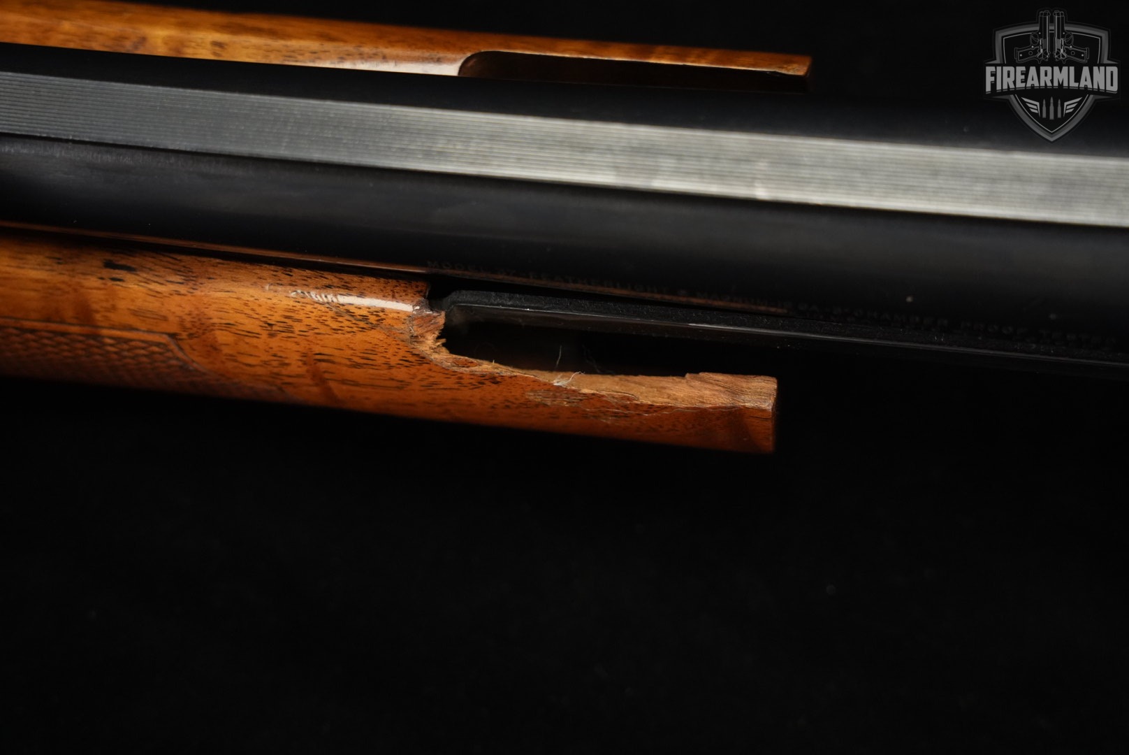 Ithaca Model 37 Featherlight Magnum 12-Gauge Blued & Walnut M37 VENT-RIB-img-18